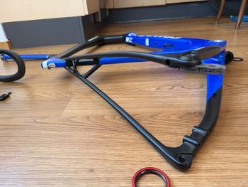 Used Pinarello Pinarello Dogma X Frameset 2024 Road & Gravel, Blau — image 7 of 17