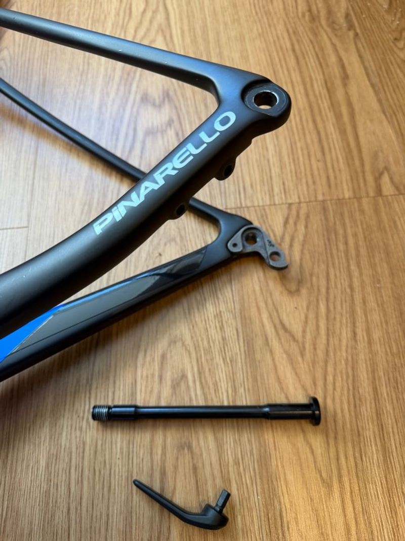 Gebrauchtes Pinarello Dogma X Frameset 2024 Road & Gravel, Blau — Bild 14 von 17