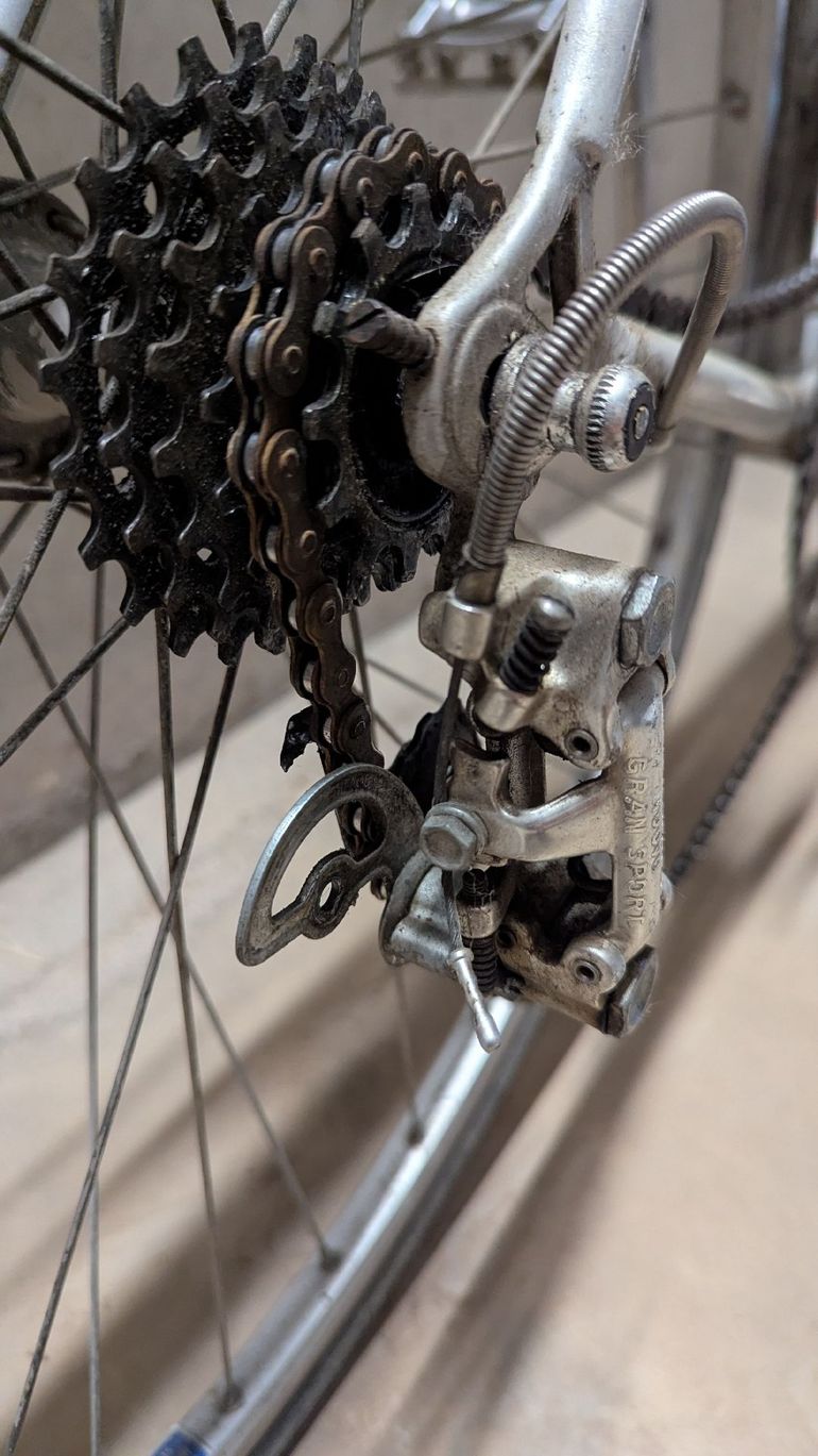 Used Olmo Olmo Custom Campagnolo Record 1980 Road & Gravel — image 9 of 12