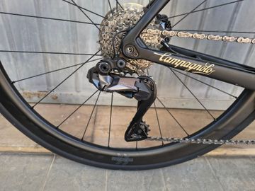 Used Colnago V3-rs Shimano Ultegra Di2 2022 Road & Gravel, Black — image 4 of 11