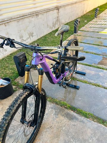 Used Giant reina Custom SRAM GX Eagle 2025 Mountainbike, Purple — image 2 of 8