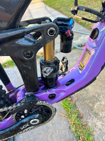 Used Giant reina Custom SRAM GX Eagle 2025 Mountainbike, Purple — image 4 of 8