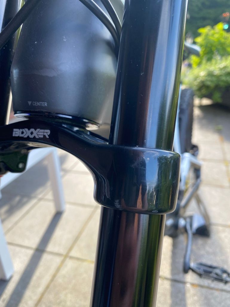 Used Canyon Sender CF 9.0 Team 2018 2018 Mountainbike, Black, 27.5 (650B) — image 16 of 24
