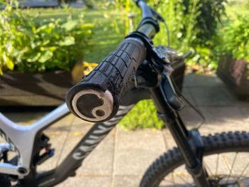 Used Canyon Sender CF 9.0 Team 2018 2018 Mountainbike, Black, 27.5 (650B) — image 22 of 24