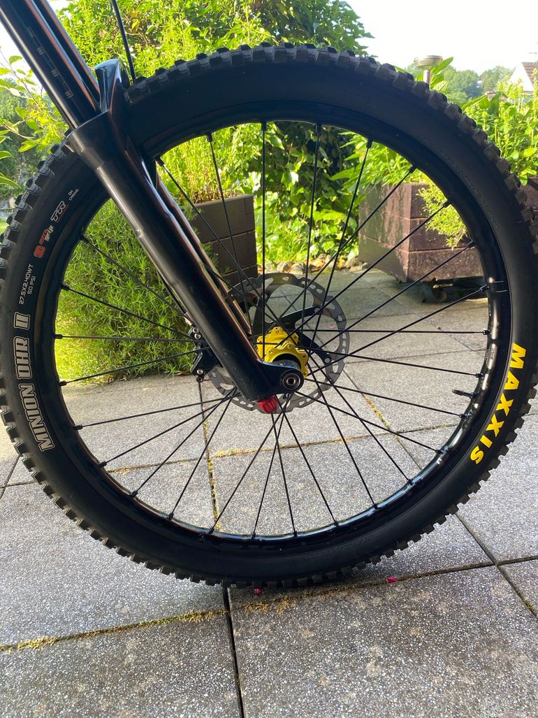 Used Canyon Sender CF 9.0 Team 2018 2018 Mountainbike, Black, 27.5 (650B) — image 5 of 24