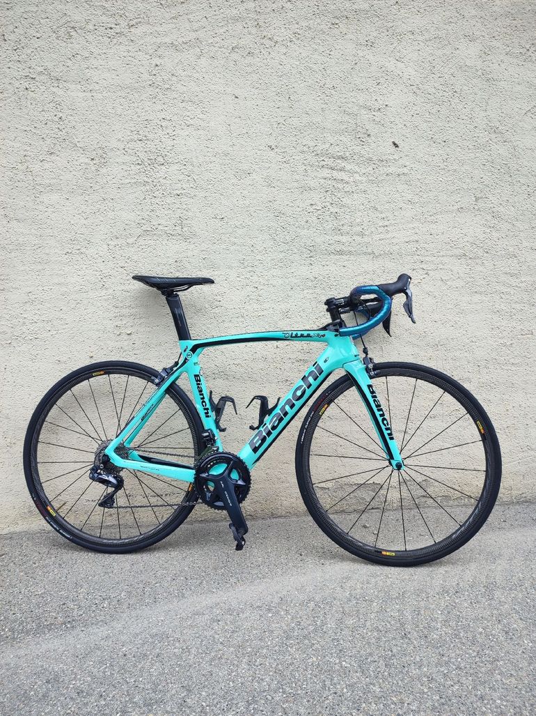 Used Bianchi Oltre Shimano Ultegra Di2 2019 Road & Gravel, Blue — image 1 of 14