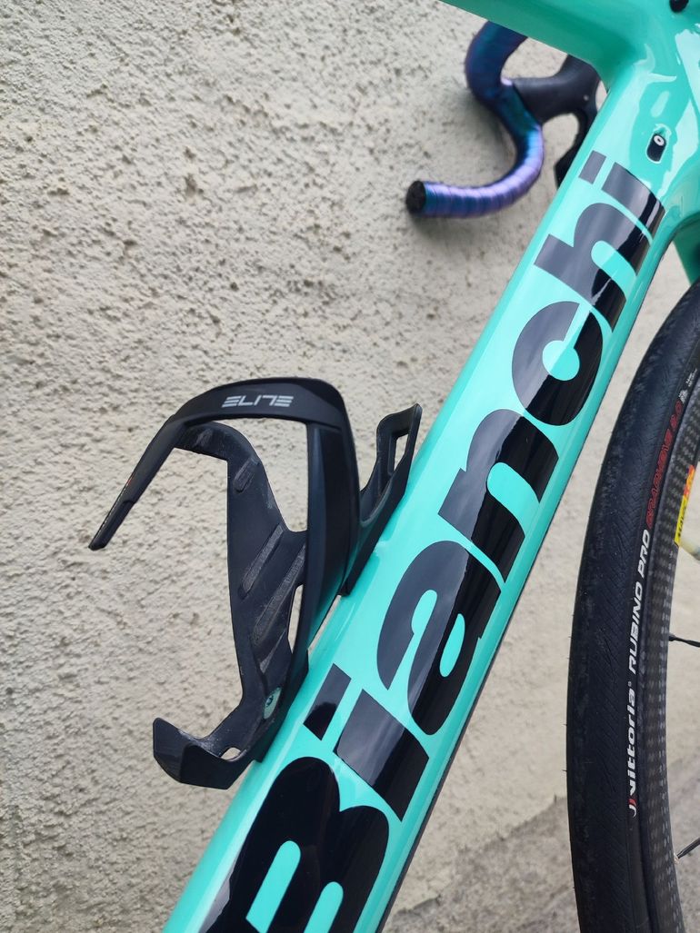 Used Bianchi Oltre Shimano Ultegra Di2 2019 Road & Gravel, Blue — image 11 of 14