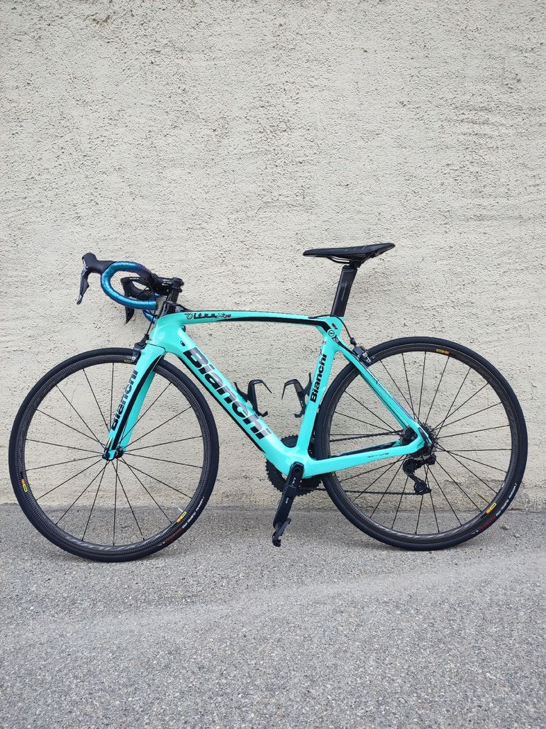 Used Bianchi Oltre Shimano Ultegra Di2 2019 Road & Gravel, Blue — image 2 of 14