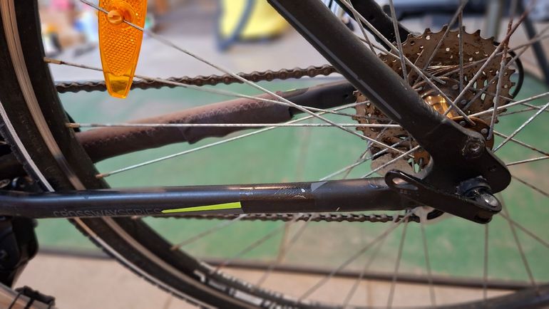 Used Merida Crossway 20-V 2014 2014 Urban, Black — image 10 of 13