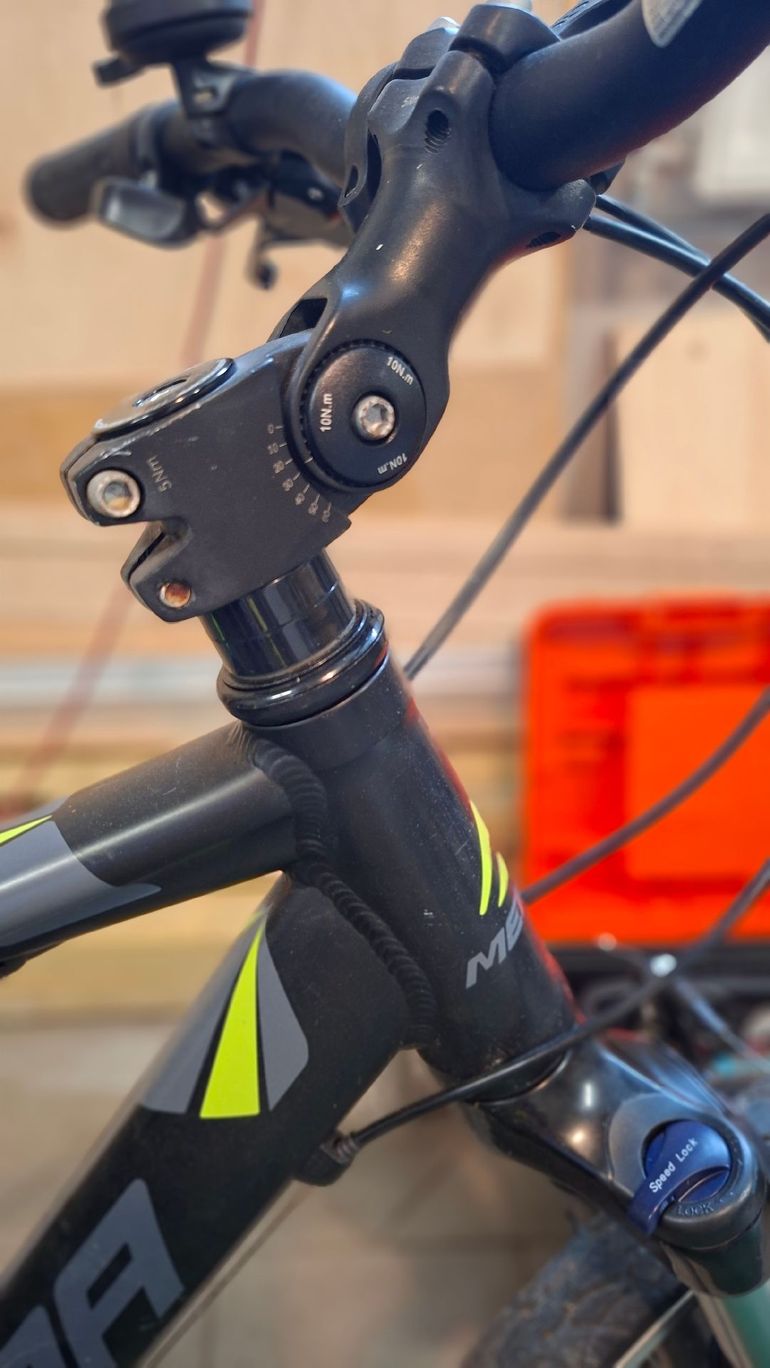 Used Merida Crossway 20-V 2014 2014 Urban, Black — image 12 of 13