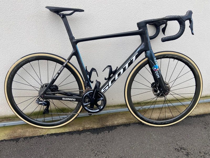 Brugt Scott Addict Pro DSM 2024 Road & Gravel