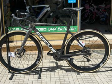 Brugt Focus IZALCO MAX 9.9 2026 2026 Road & Gravel — billede 2 af 6