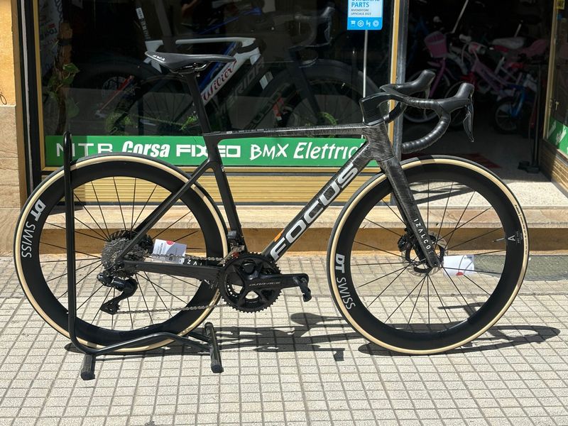 Focus IZALCO MAX 9.9 2026 2026 Road & Gravel usato