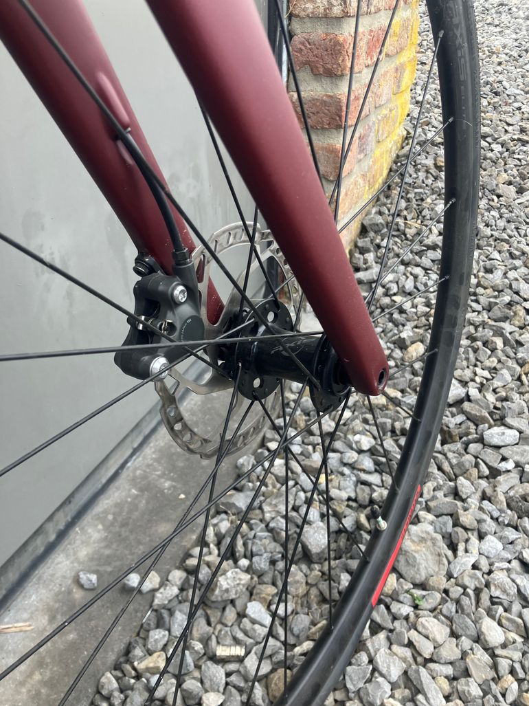 Specialized Roubaix 2023 2023 Road & Gravel de segunda mano, Rojo — imagen 6 de 7