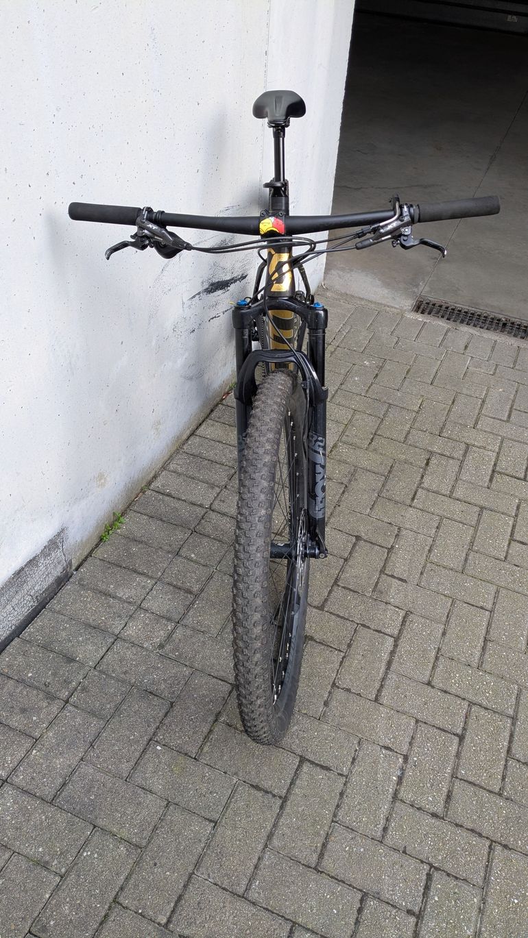 Used Scott Scale 925 2022 2022 Mountainbike — image 3 of 12