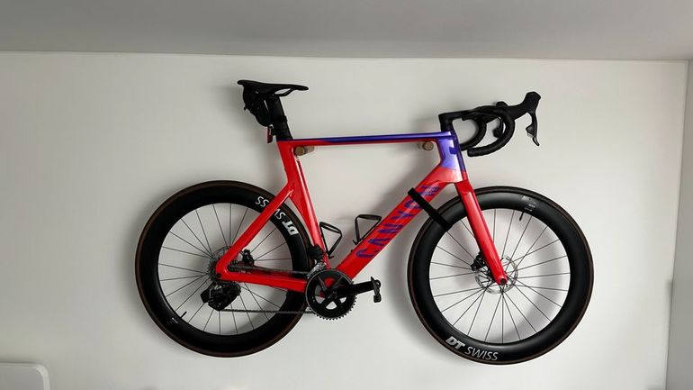 Used Canyon Canyon Aroad CF SLX 2024 Road & Gravel, Hellgrau — image 1 of 13