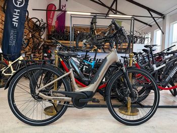 Used Canyon Aeroad CFR WRL 2024 2024 Road & Gravel, Weiß — image 12 of 13