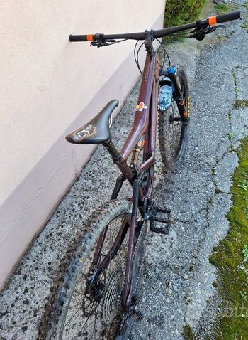 Used Orbea OCCAM M30 LT 2023 2023 Mountainbike, Red, 29 — image 3 of 4