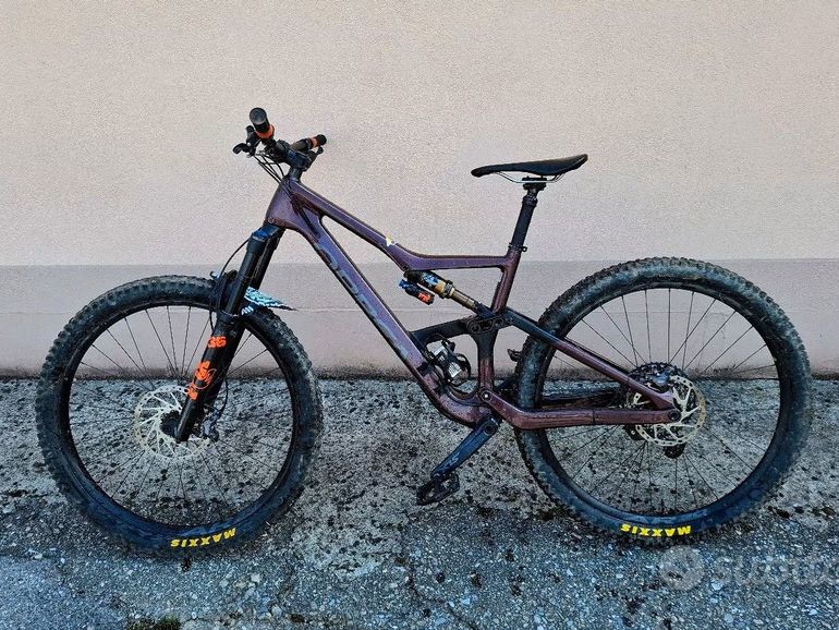 Used Orbea OCCAM M30 LT 2023 2023 Mountainbike, Red, 29 — image 1 of 4