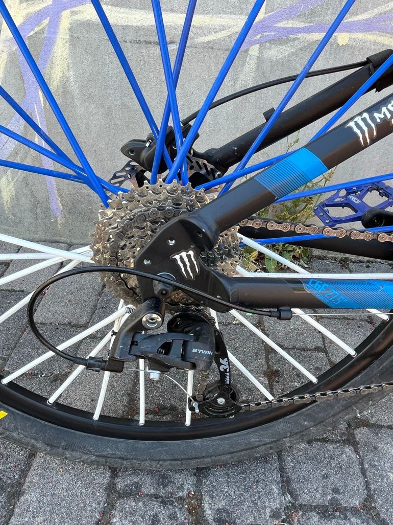 Used ROCKRIDER 27.5" Mountain Bike ST 120 2021 2021 Mountainbike, Black, 27.5 — image 7 of 9