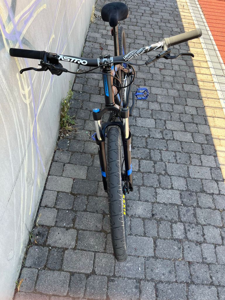 Used ROCKRIDER 27.5" Mountain Bike ST 120 2021 2021 Mountainbike, Black, 27.5 — image 3 of 9