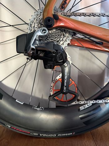 Used Cervélo P5 Force eTap AXS 1 Disc 2021 2021 Road & Gravel — image 3 of 7