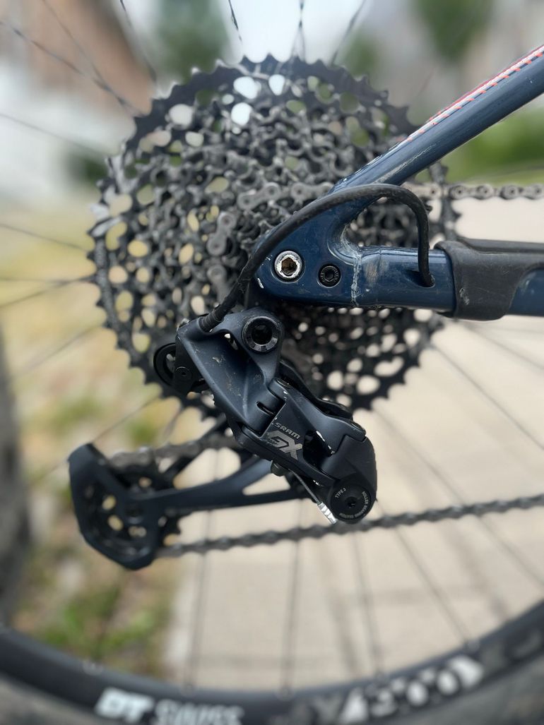 Used Orbea OIZ H10 2020 2020 Mountainbike — image 3 of 12