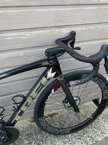 Used Trek Émonda SLR 7 2023 2023 Road & Gravel — image 2 of 3