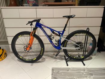 Used Wilier URTA MAX Shimano XTR Di2 2026 Mountainbike, Blue — image 2 of 3