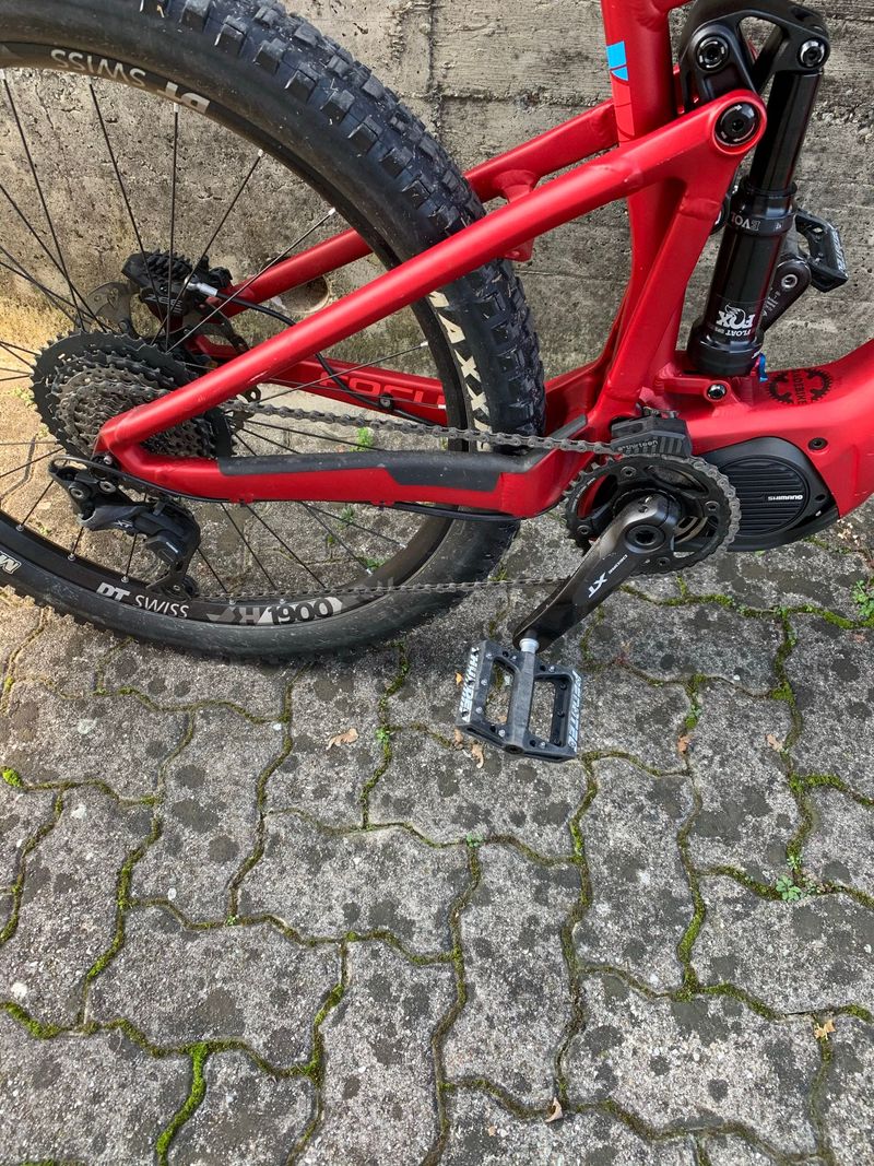 Used Focus SAM² 6.8 2020 2020 Mountainbike, Red, 27.5 — image 3 of 5
