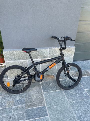 DECATHLON Custom 2019 Youth d'occasion — image 2 sur 3