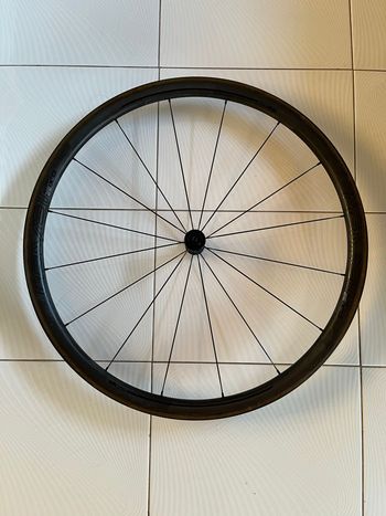 Käytetty Canyon Ultimate CF SL 8.0 2019 2019 Road & Gravel — kuva 9 / 9