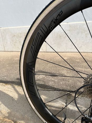 Used Canyon Ultimate CF SL 8.0 2019 2019 Road & Gravel — image 7 of 7