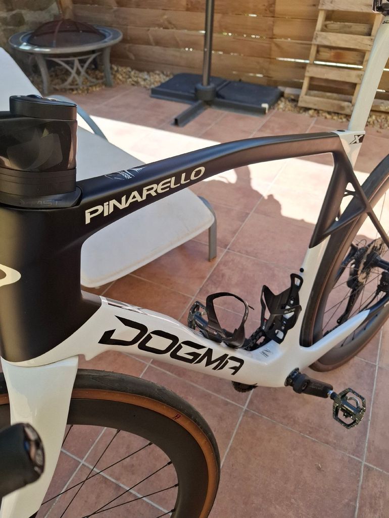 Used Pinarello Dogma Shimano Ultegra Di2 2025 Road & Gravel — image 10 of 14