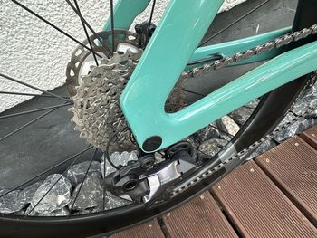 Used Canyon Canyon Aeroad CF SLX 8 2023 2023 Road & Gravel, Grün — image 3 of 4