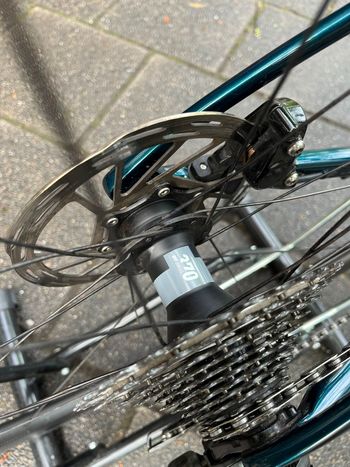 Used Specialized Tarmac SL8 Expert - SRAM Rival eTAP AXS 2025 2025 Road & Gravel, Green — image 4 of 10
