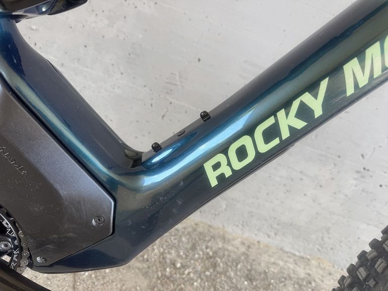 Used Rocky Mountain Altitude Powerplay Carbon 70 2024 Mountainbike, Green — image 6 of 14