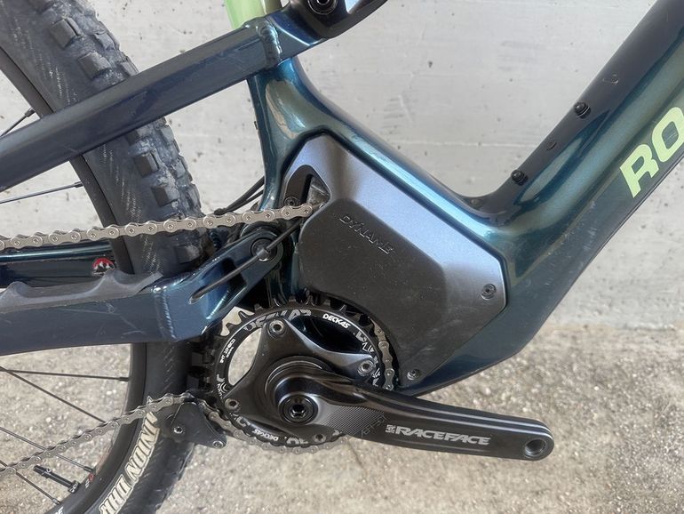 Used Rocky Mountain Altitude Powerplay Carbon 70 2024 Mountainbike, Green — image 14 of 14