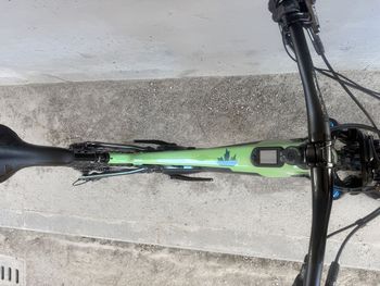 Used Rocky Mountain Altitude Powerplay Carbon 70 2024 Mountainbike, Green — image 3 of 14