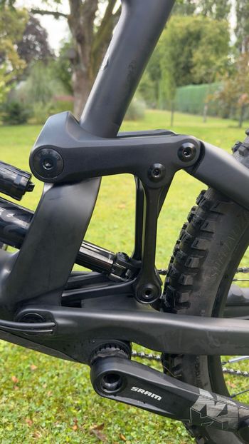 Used Specialized Enduro Comp 2020 2020 Mountainbike, Black, 29 — image 6 of 6