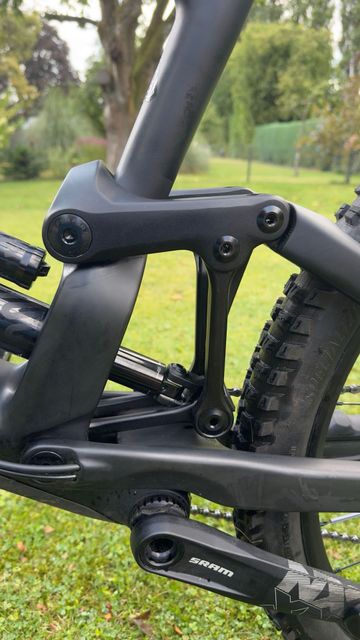 Used Specialized Enduro Comp 2020 2020 Mountainbike, Black, 29 — image 6 of 6