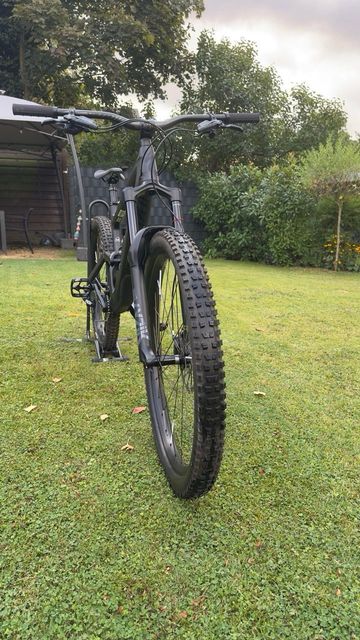 Used Specialized Enduro Comp 2020 2020 Mountainbike, Black, 29 — image 2 of 6