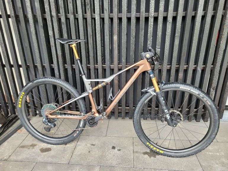 Used Orbea OIZ M LTD XX 2023 2023 Mountainbike, Orange, 29 — image 6 of 11