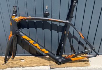 Used Fuji Granfondo Classico LE Frameset Frameset 2019 Road & Gravel — image 4 of 9