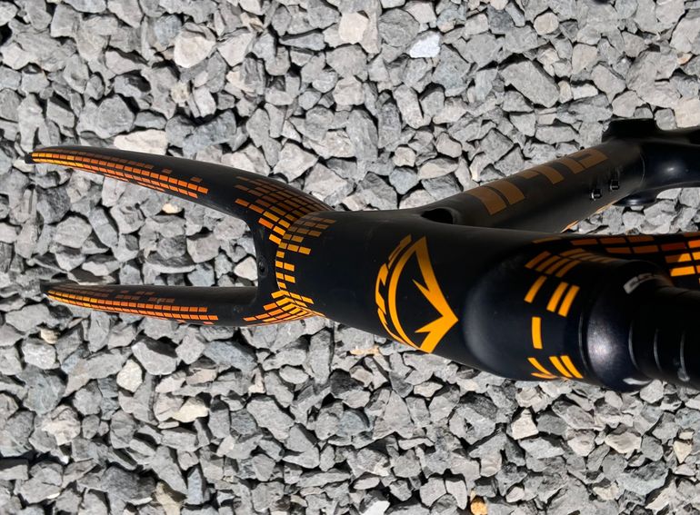 Used Fuji Granfondo Classico LE Frameset Frameset 2019 Road & Gravel — image 6 of 9