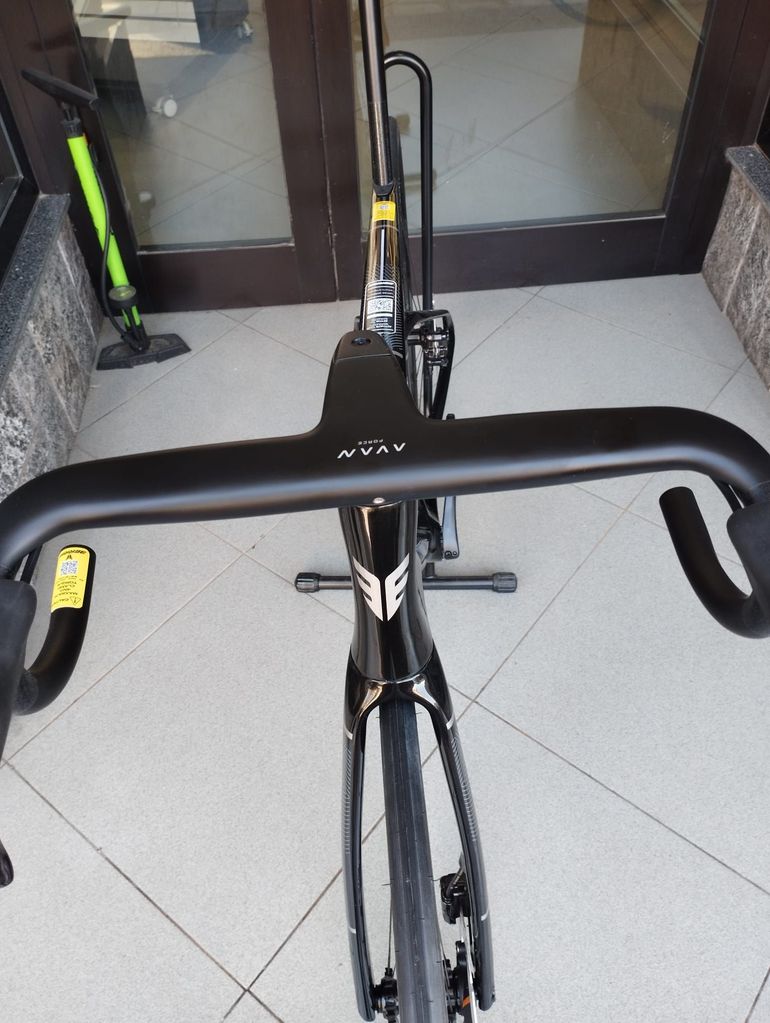 Used Berria BELADOR PRO ULTEGRA DI-2 2025 2025 Road & Gravel, Black — image 4 of 8