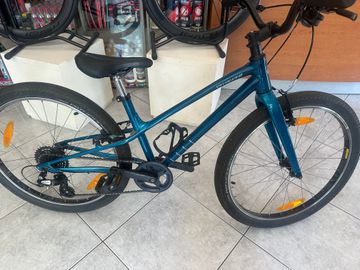 Specialized Jett 24 Multispeed 2023 2023 Mountainbike de segunda mano, Azul — imagen 6 de 6