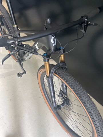 Used Scott Scale 940 2024 2024 Mountainbike, Black — image 4 of 11