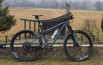 Gebrauchtes Canyon Lux Trail CF 8 2022 2022 Mountainbike, Blau, 29 — Bild 1 von 12