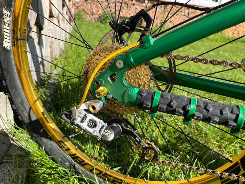 Used Rocky Mountain Custom SRAM X01 2004 Mountainbike, Green — image 11 of 19